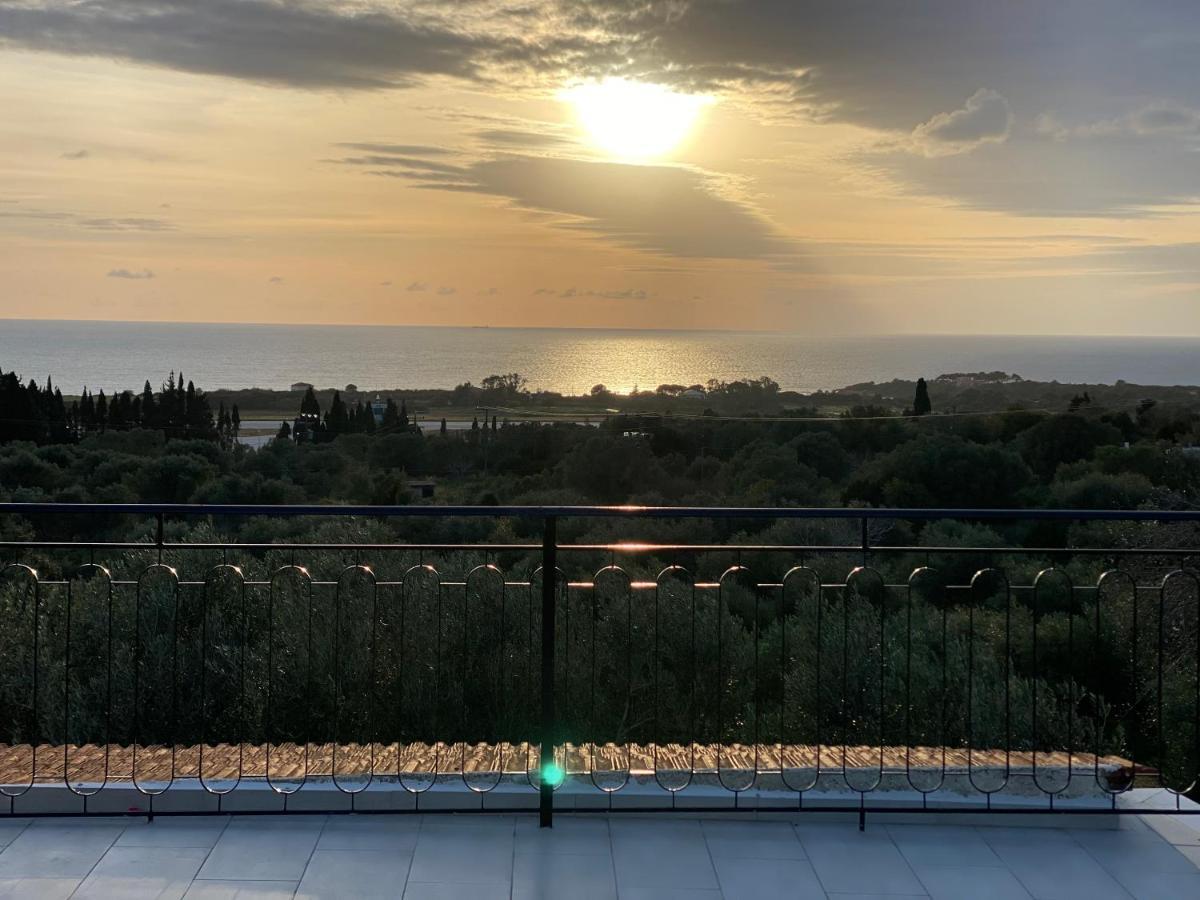 Moulinos Loft Apartment Svoronata Bagian luar foto