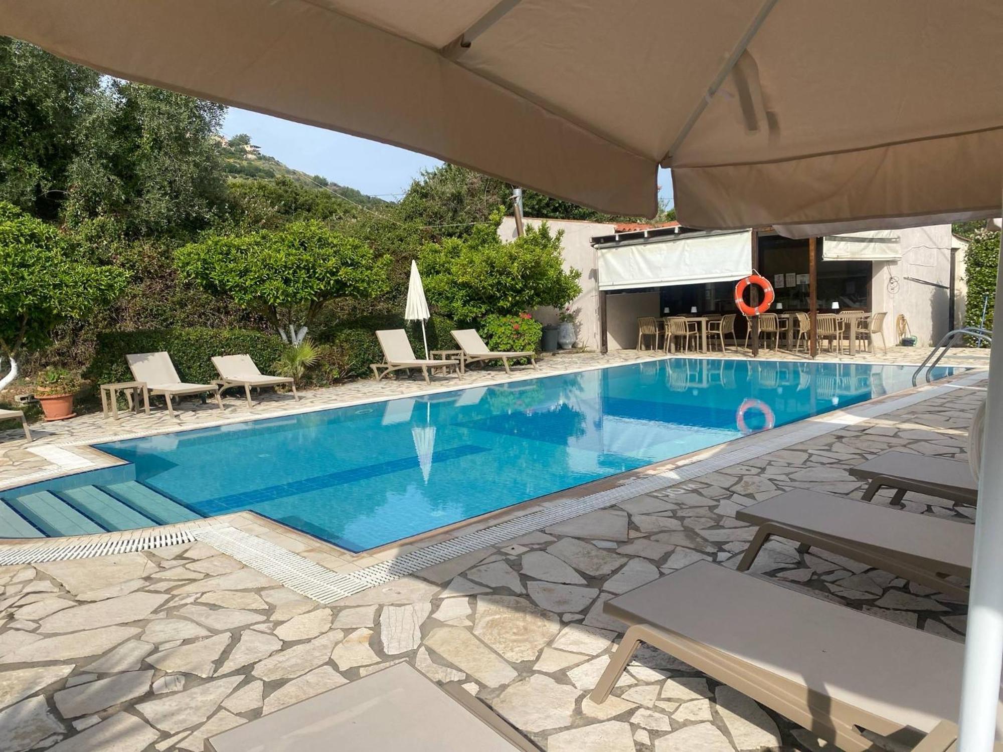 Moulinos Loft Apartment Svoronata Bagian luar foto